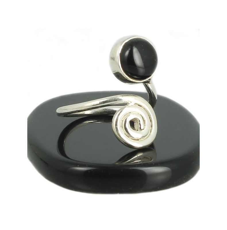 Agate Noire Bague Spirale en Argent pierre cabochon rond 8mm - Bijou de créateur